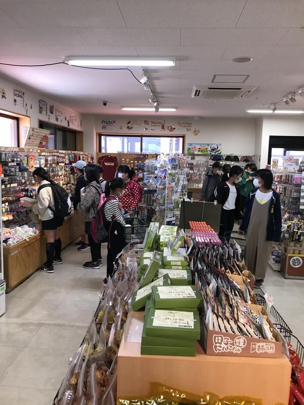 お土産の買い物もしました。