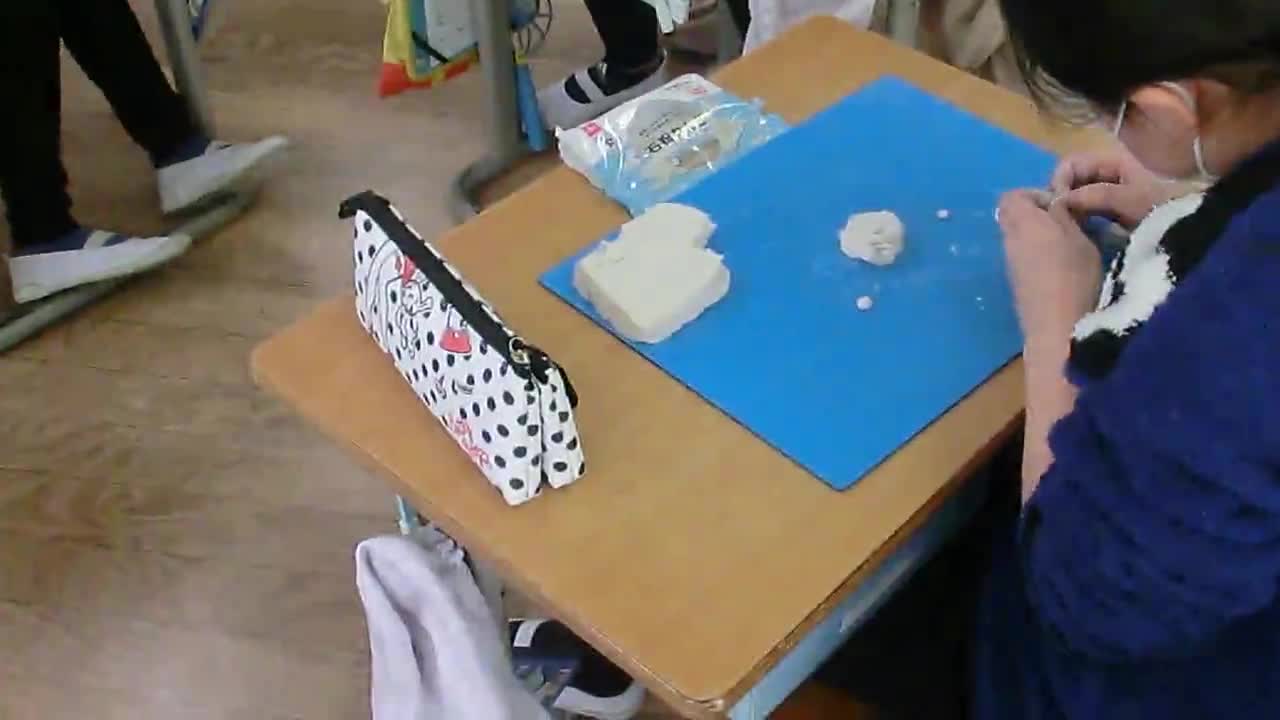 クラブ活動①（クラフトクラブ）