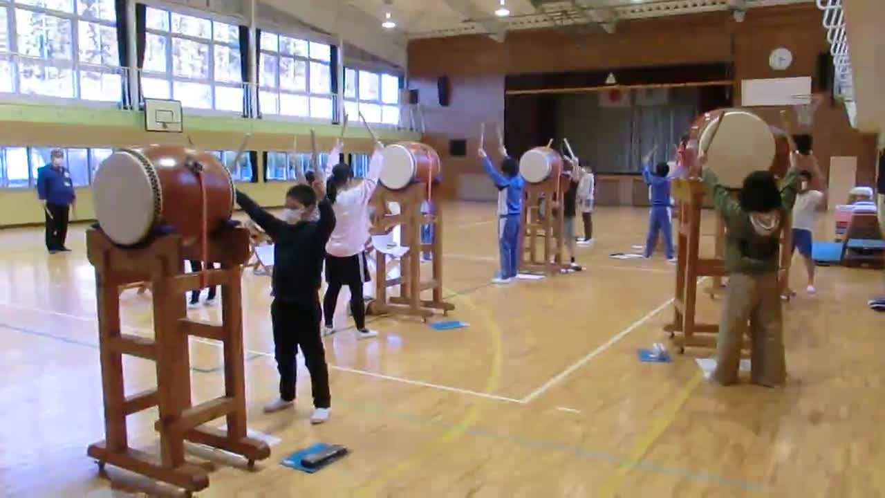 祝い太鼓の練習③