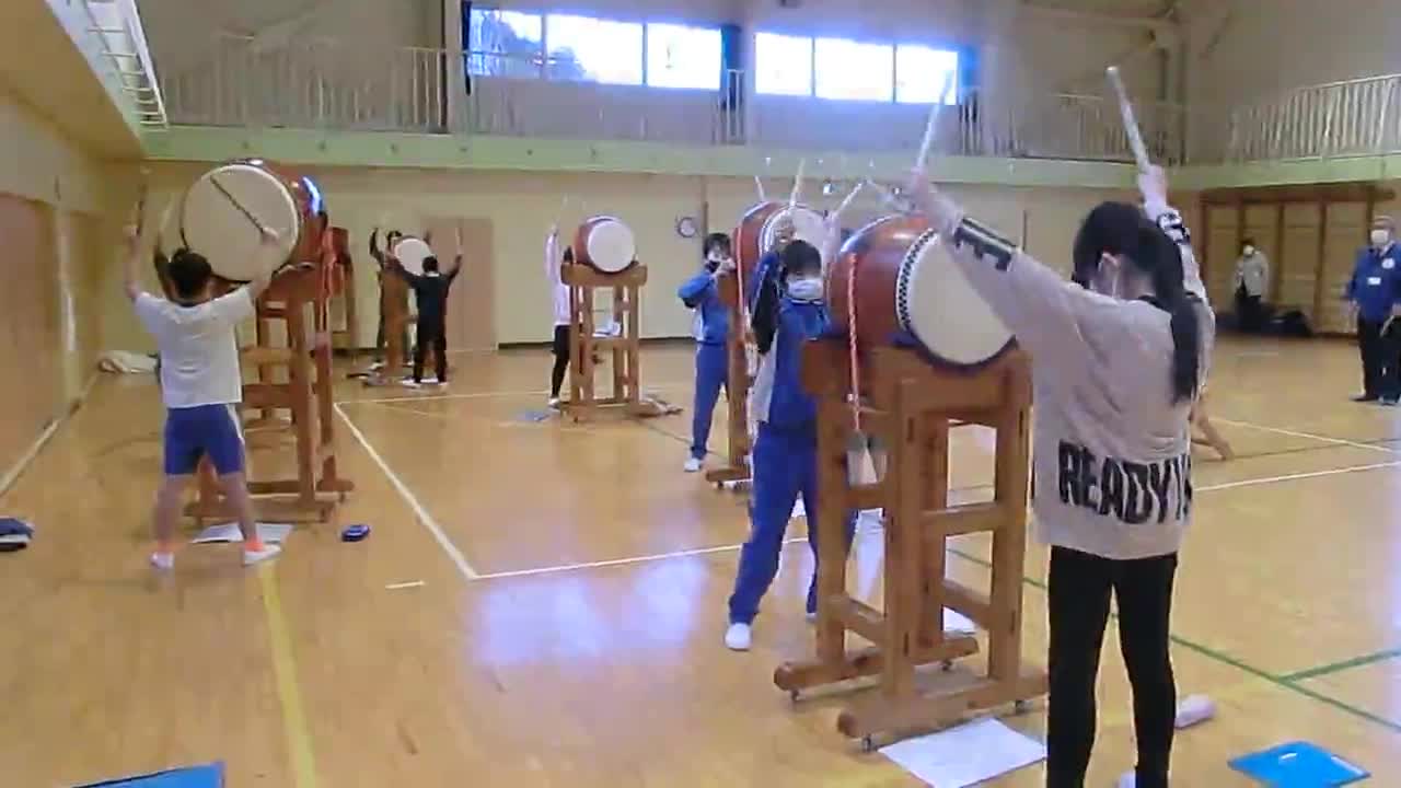 祝い太鼓の練習④