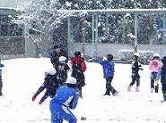 雪遊び