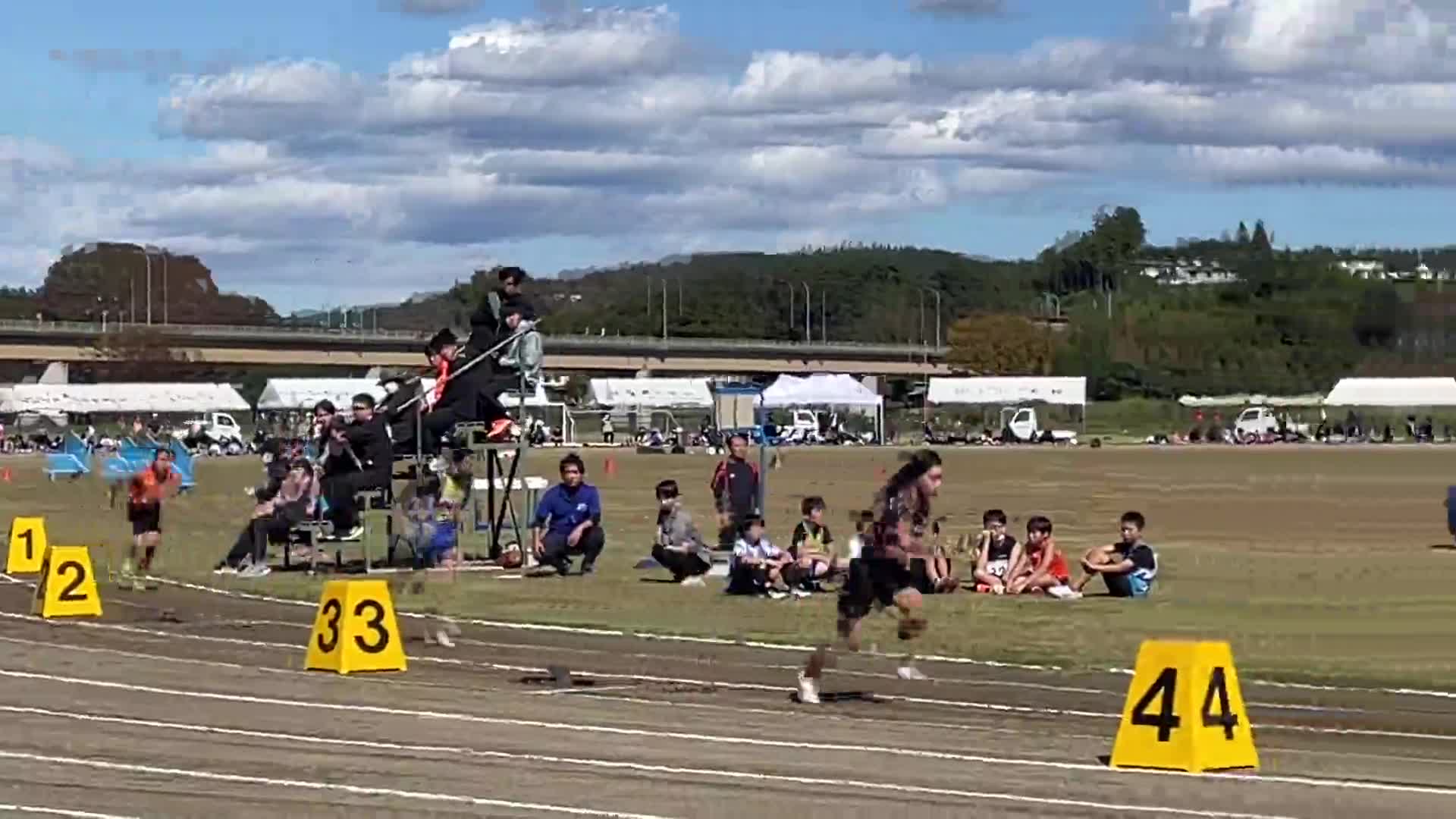 R5 秋５年女子400mR