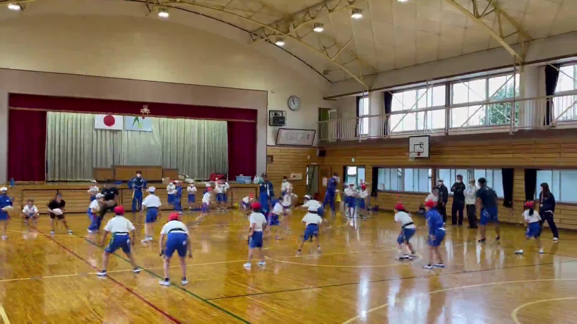 タグラグビー教室 ４年 緑チーム VS 赤チーム