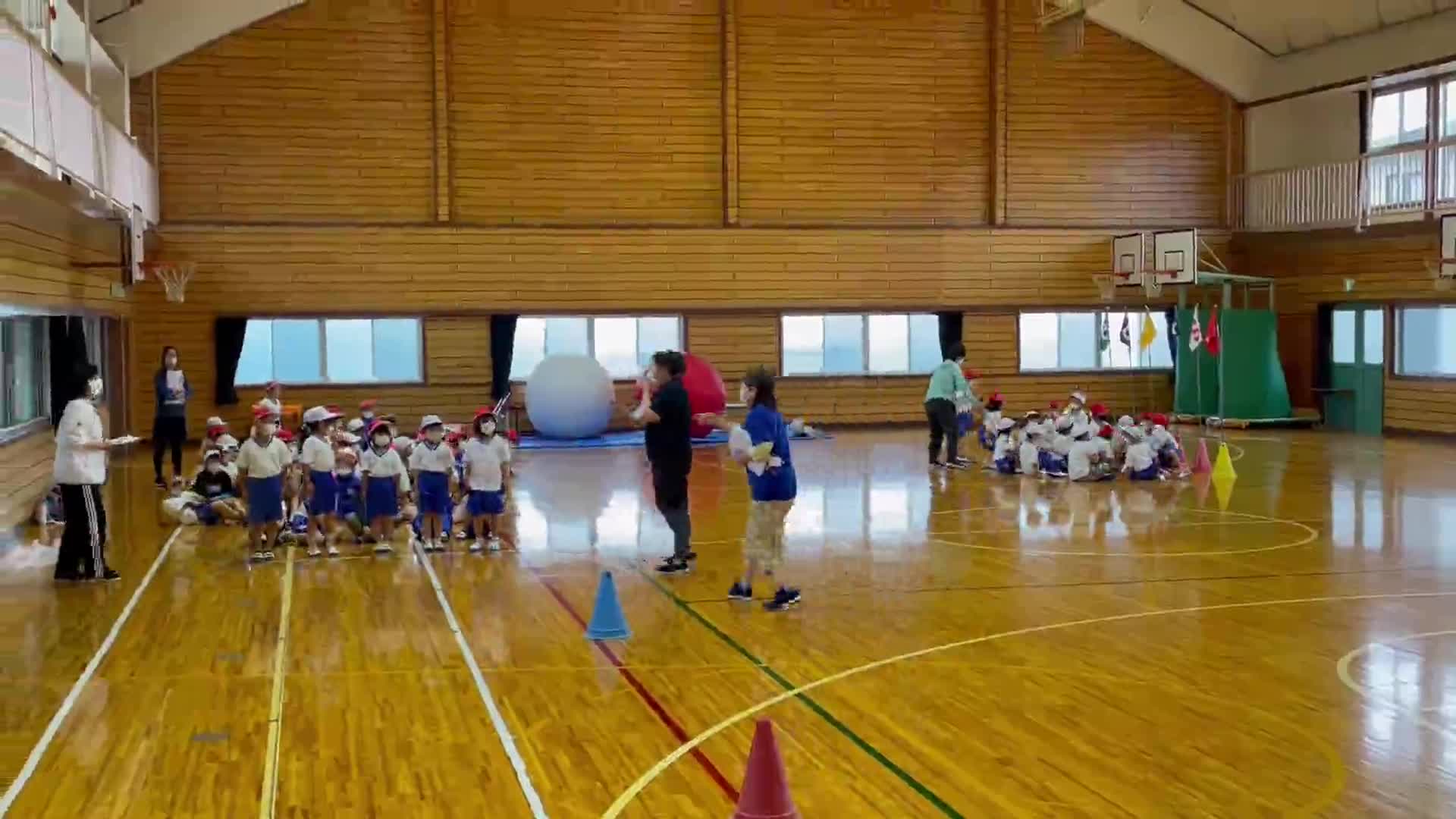 雨でも運動会練習(１年生)