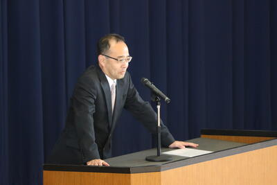 始業式での五月女校長の話